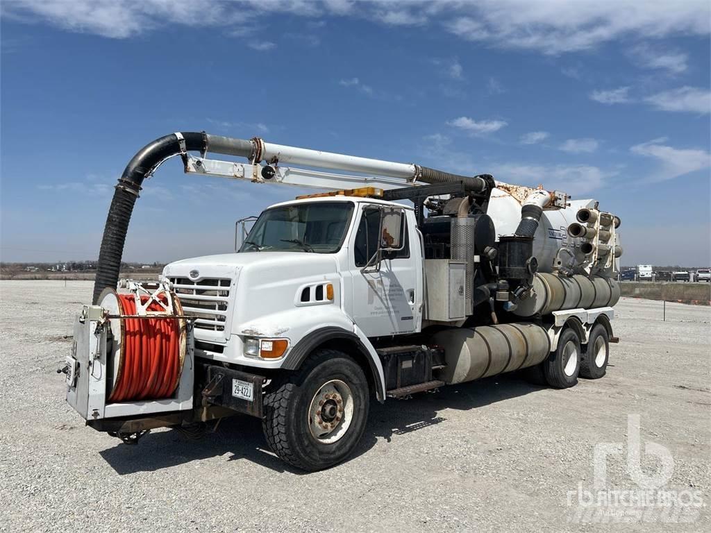 Sterling LT9500 Комби / вакуум камиони
