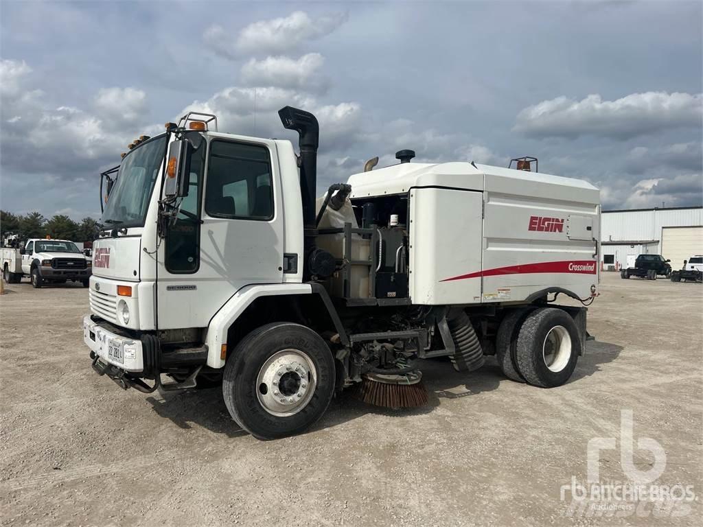 Sterling SC8000 Камиони за почистване