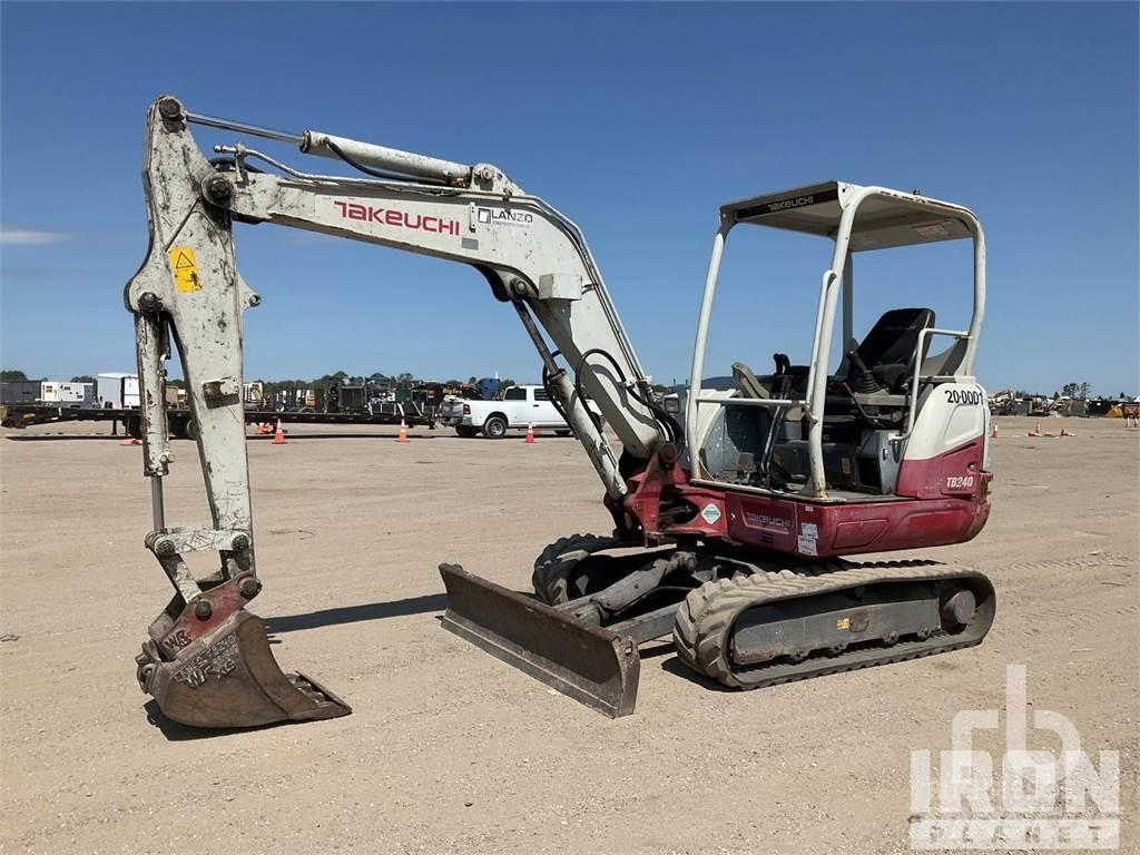 Takeuchi TB240 Мини екскаватори < 7 т