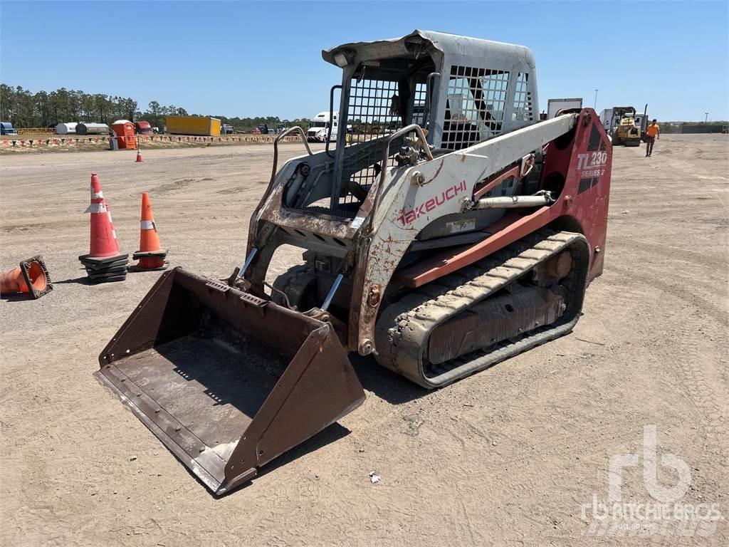 Takeuchi TL230 Мини товарачи
