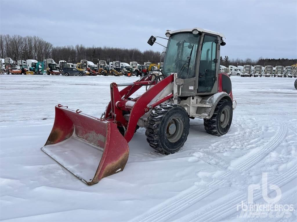 Takeuchi TW65 Колесни товарачи