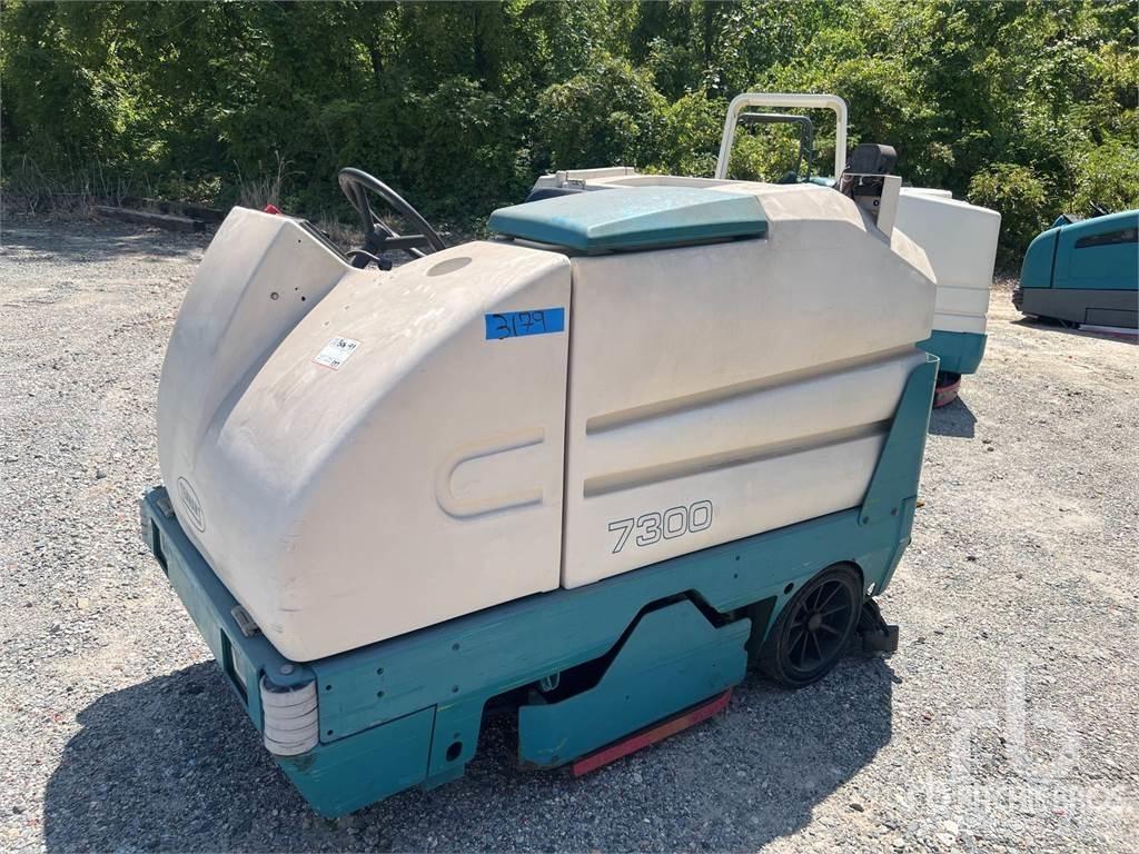 Tennant 7300 Автоматични метачки с четки