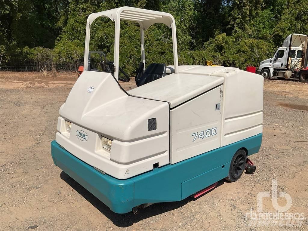 Tennant 7400 Автоматични метачки с четки