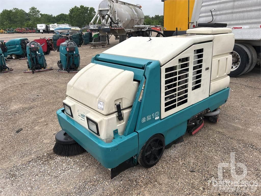 Tennant 8210 Автоматични метачки с четки