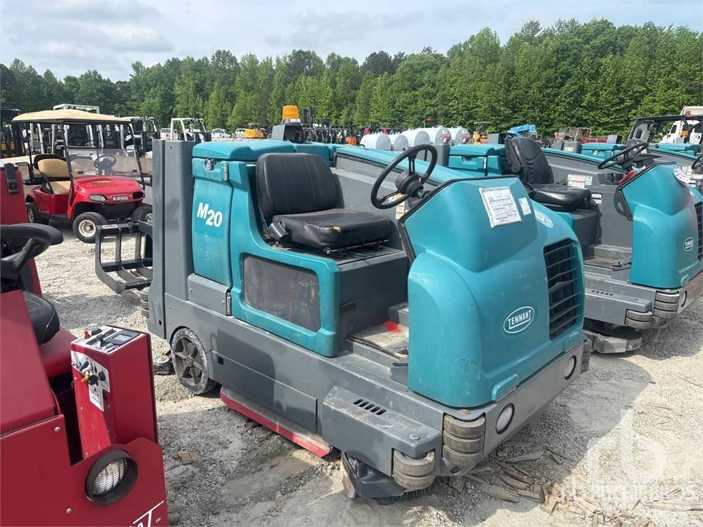 Tennant M20 Автоматични метачки с четки