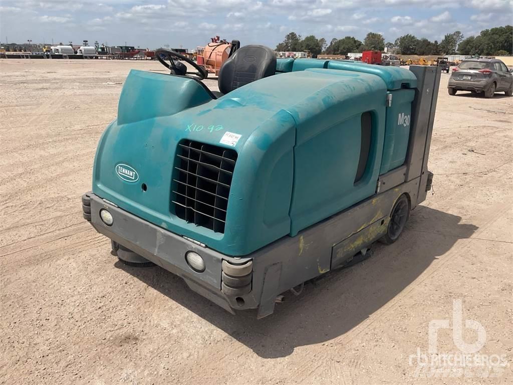 Tennant M30 Автоматични метачки с четки
