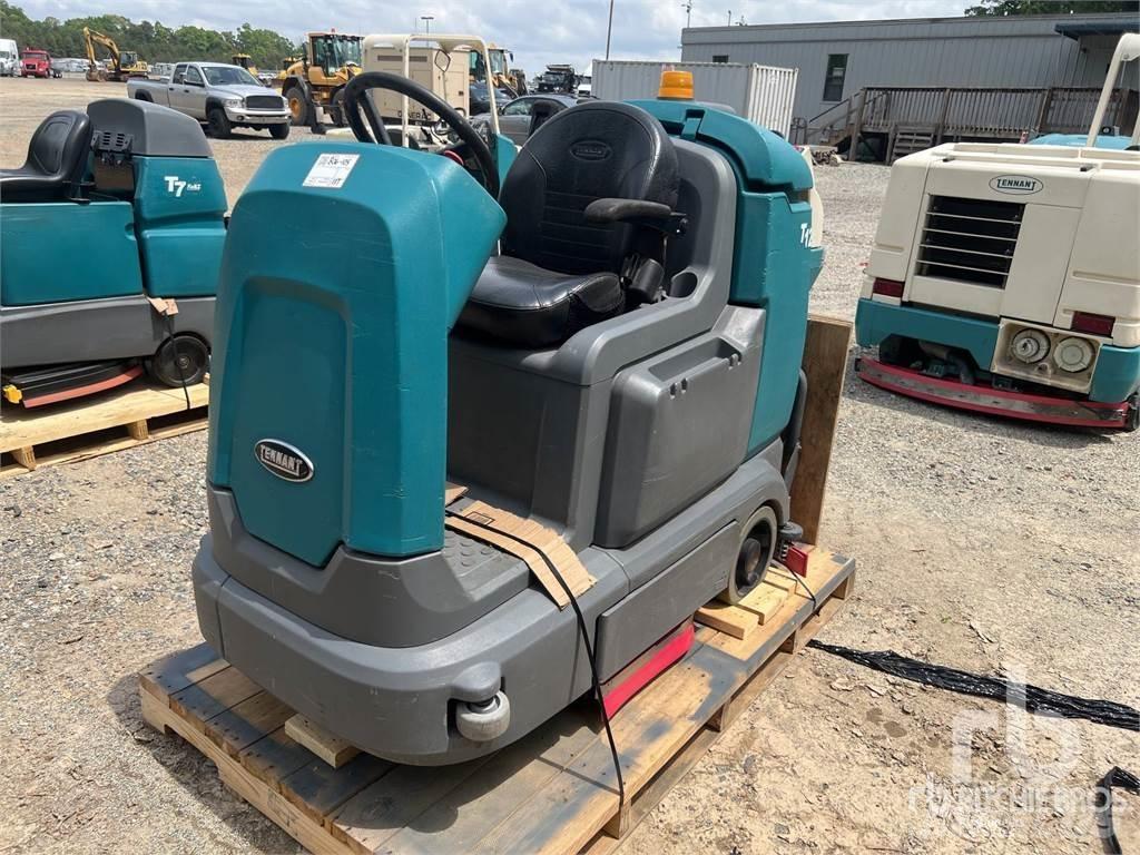 Tennant T12 Автоматични метачки с четки