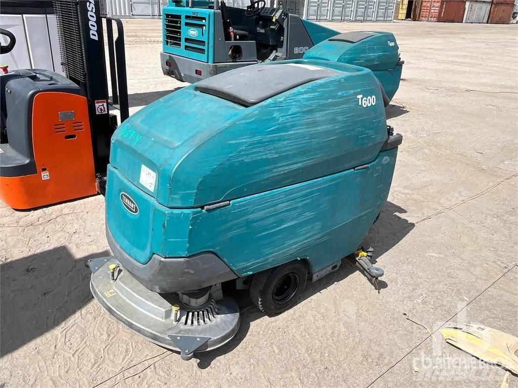 Tennant T600 Автоматични метачки с четки