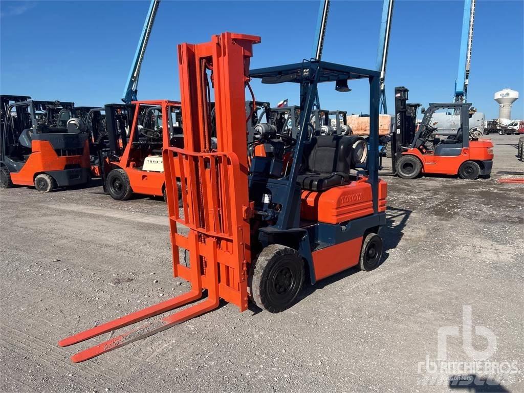 Toyota 42-5FG15 Дизелови камиони