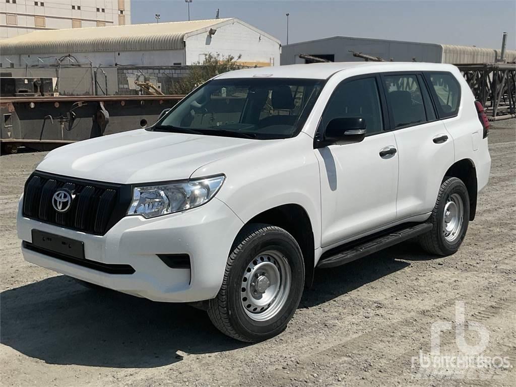 Toyota PRADO Пикапи