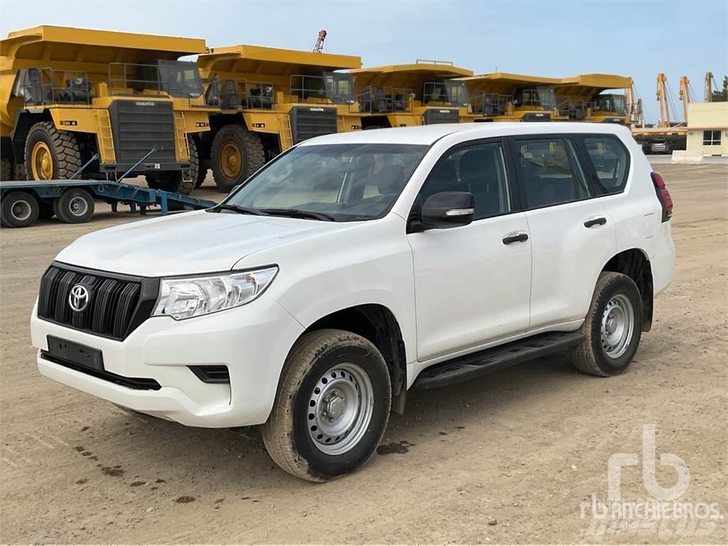 Toyota PRADO Пикапи
