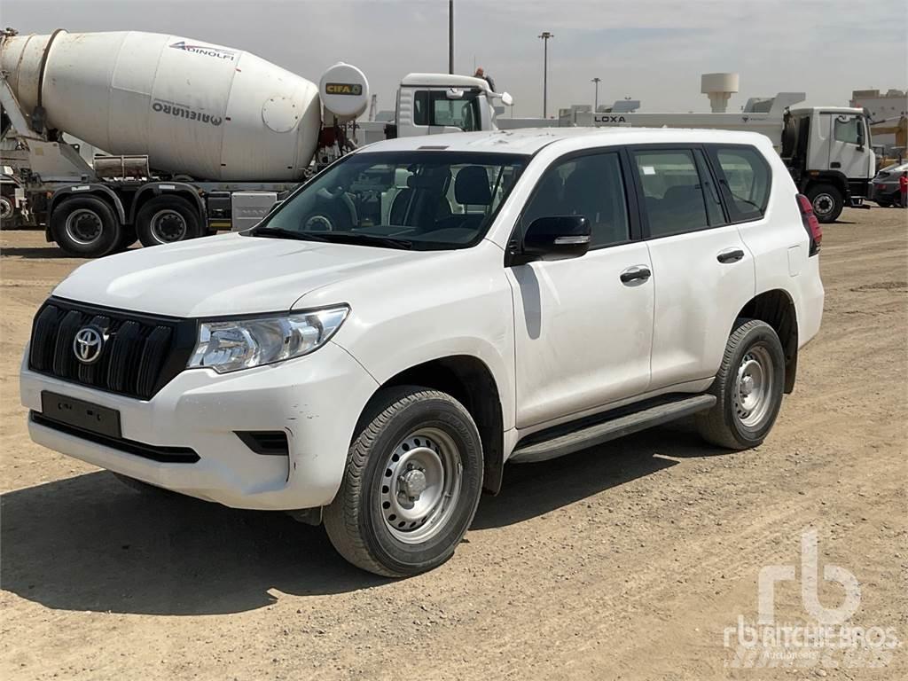 Toyota PRADO Пикапи