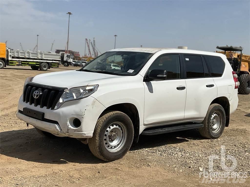 Toyota PRADO Пикапи