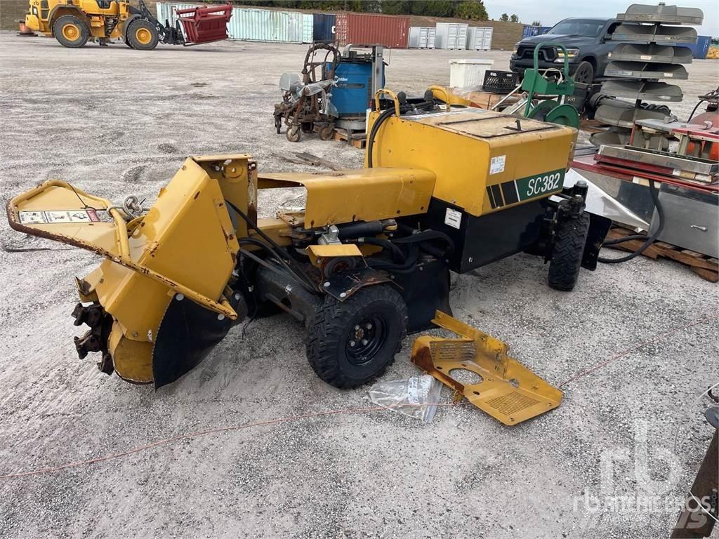 Vermeer SC382 Мелници за пънове
