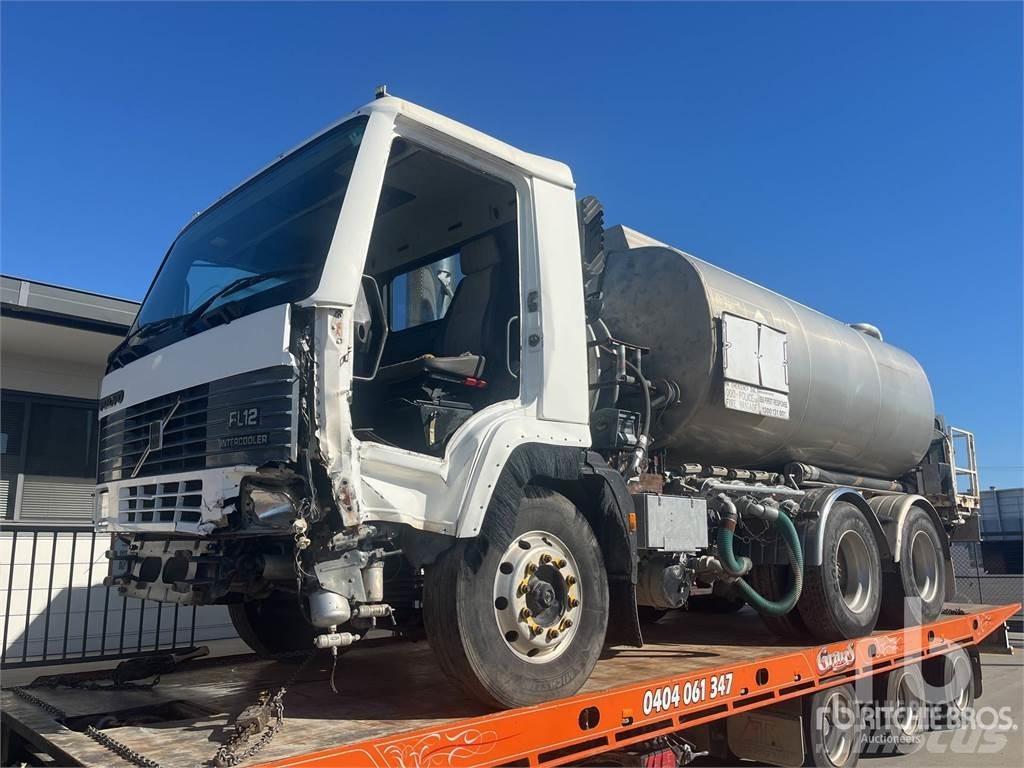 Volvo FL12 Цистерна