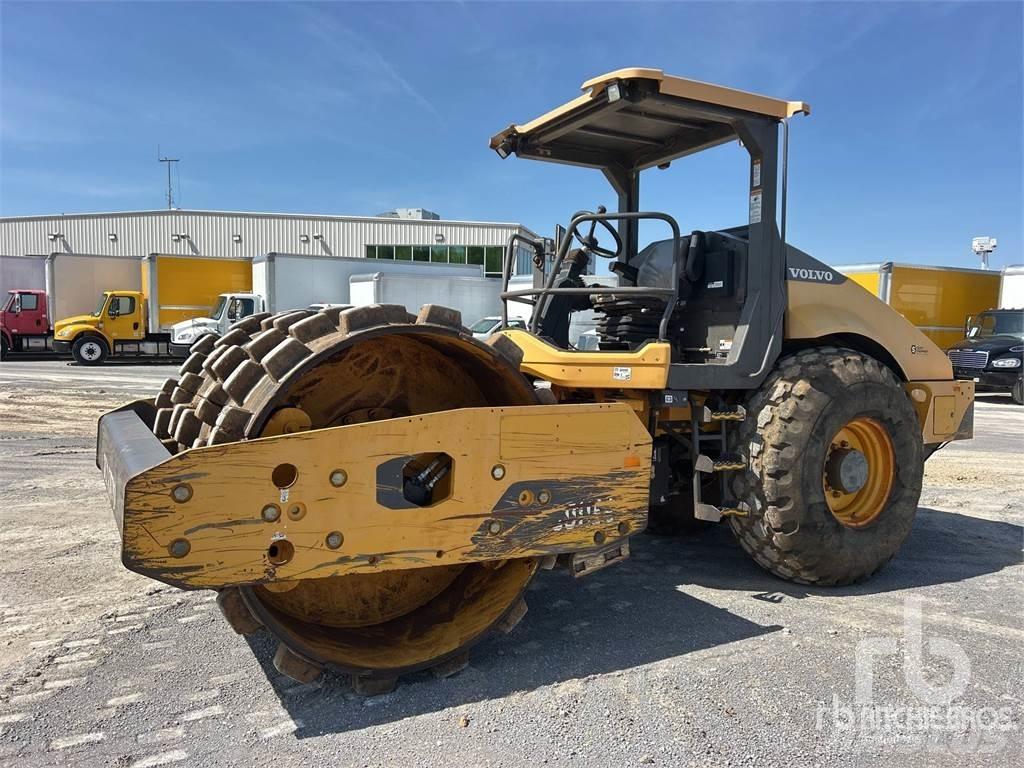 Volvo SD115B Машини за опаковане на отпадъци
