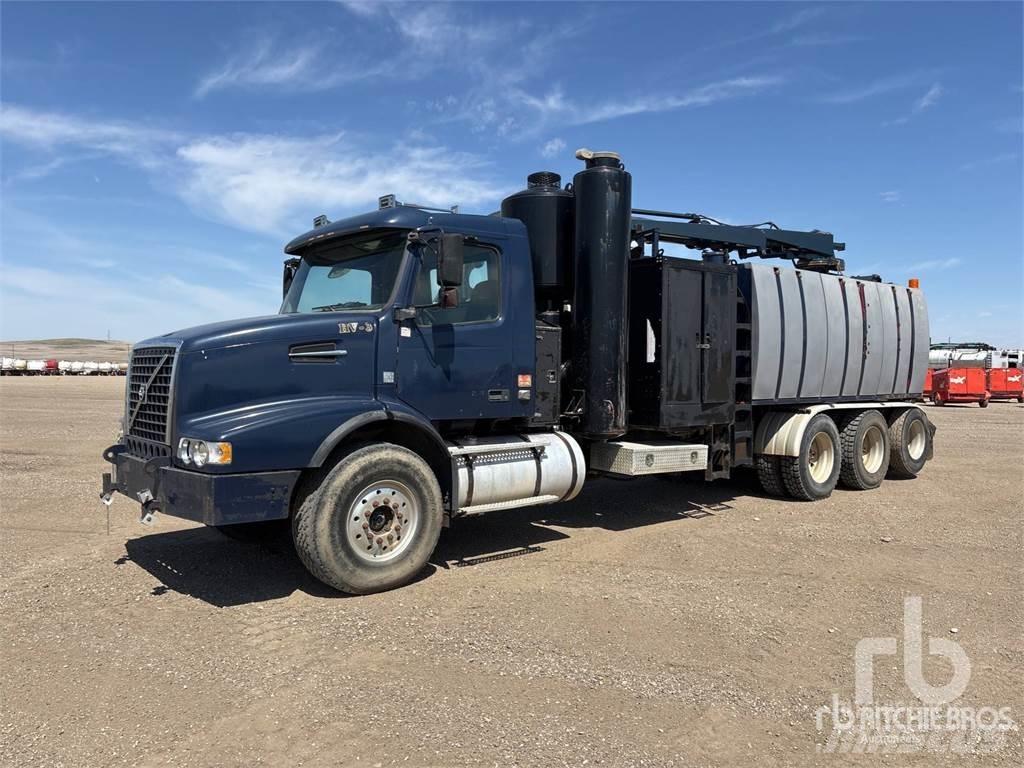 Volvo VHD Комби / вакуум камиони
