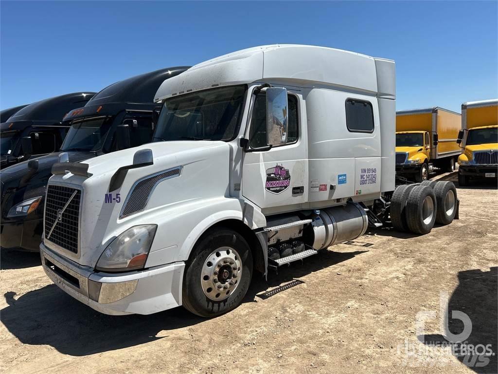 Volvo VNL Влекачи