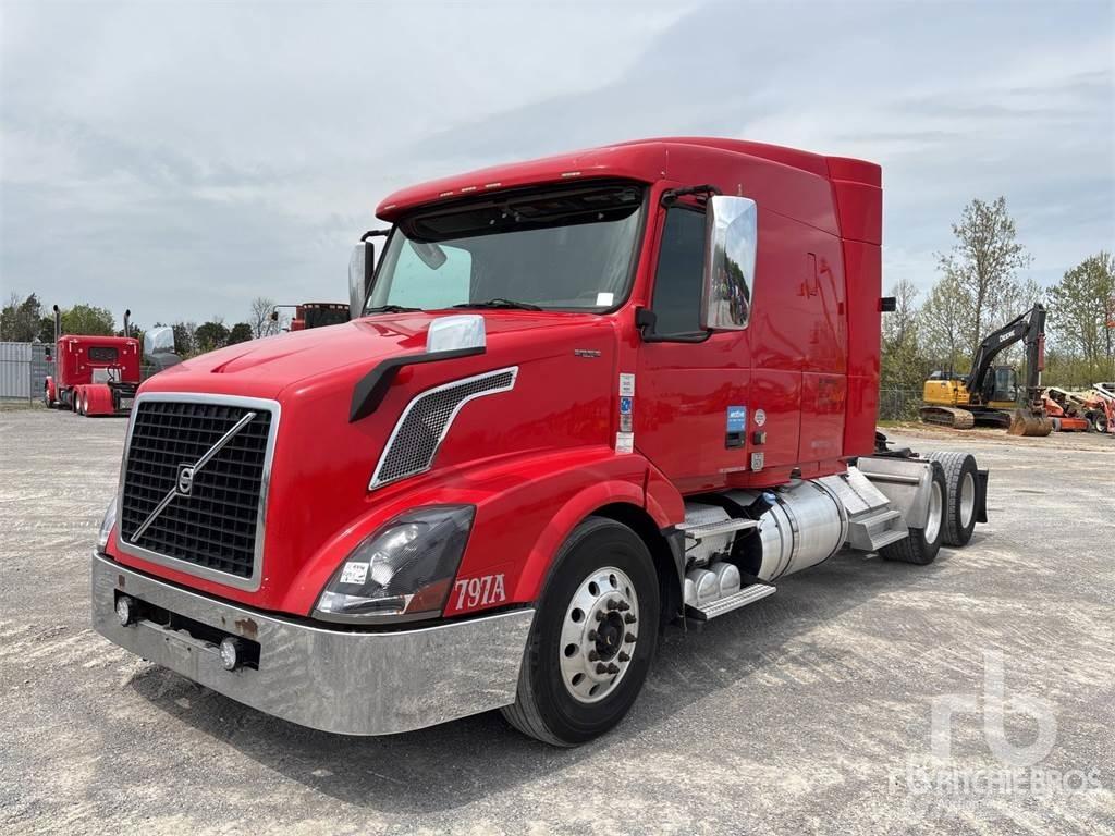 Volvo VNL Влекачи
