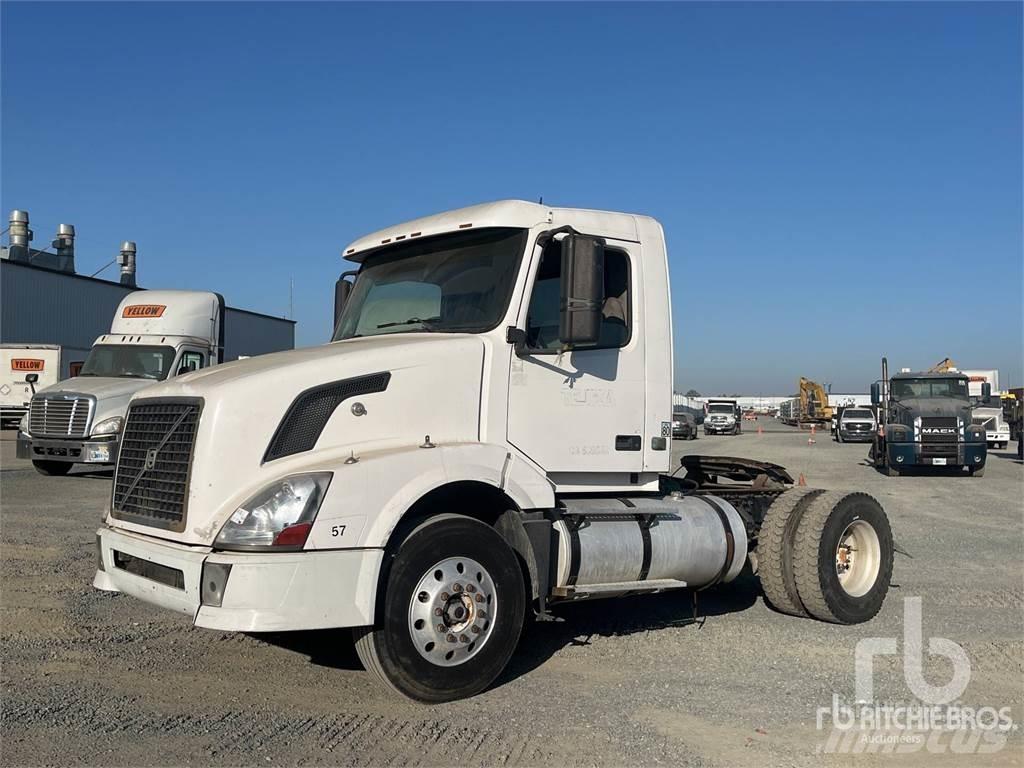 Volvo VNL Влекачи