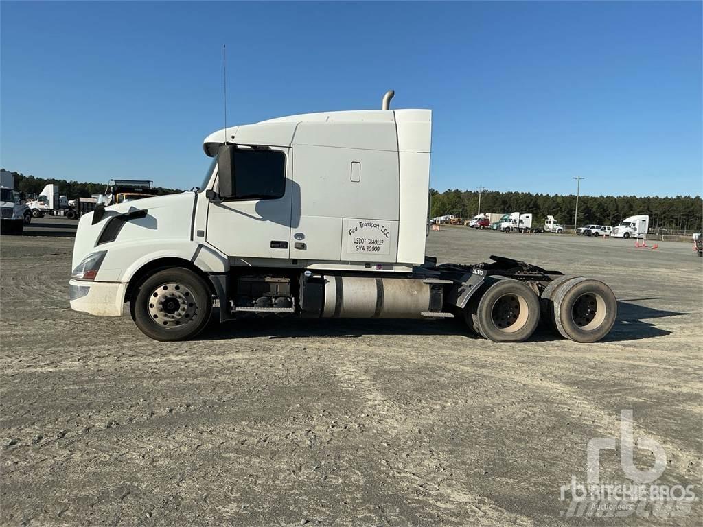 Volvo VNL Влекачи