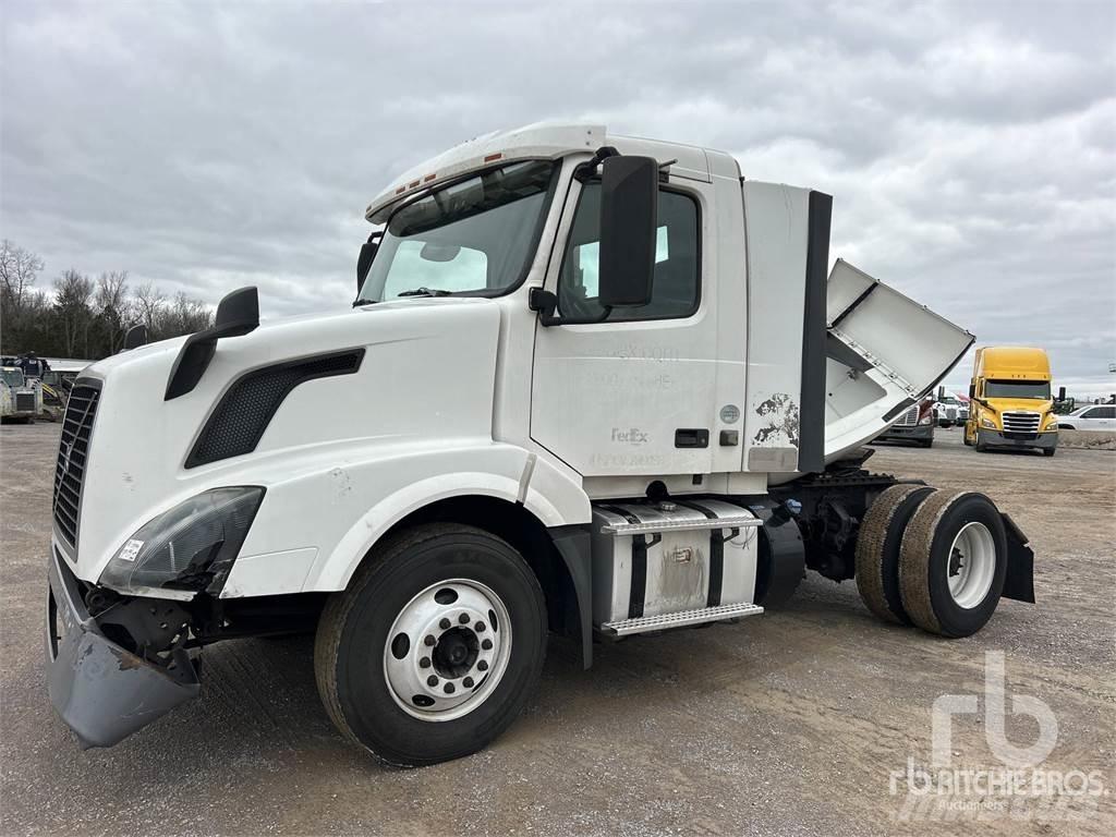 Volvo VNL Влекачи