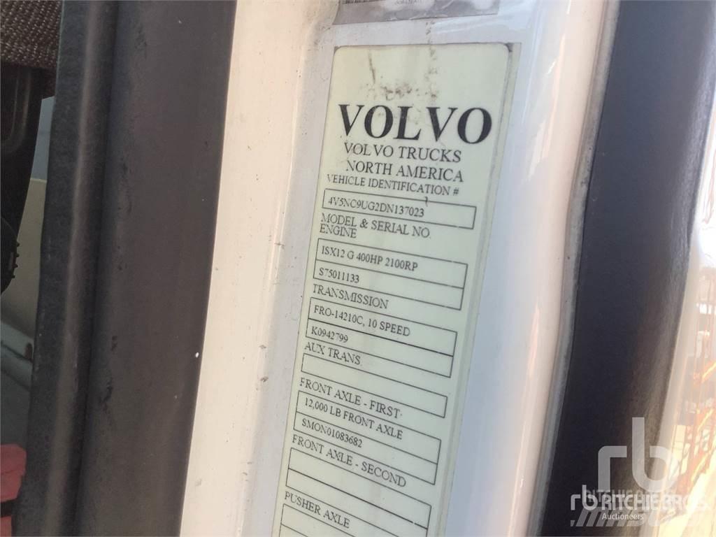 Volvo VNL Влекачи