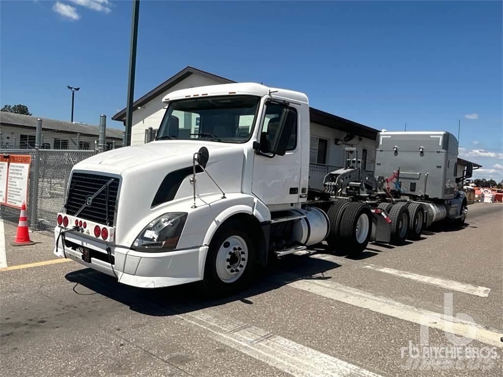 Volvo VNL300 Влекачи