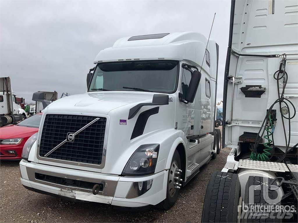 Volvo VNL670 Влекачи