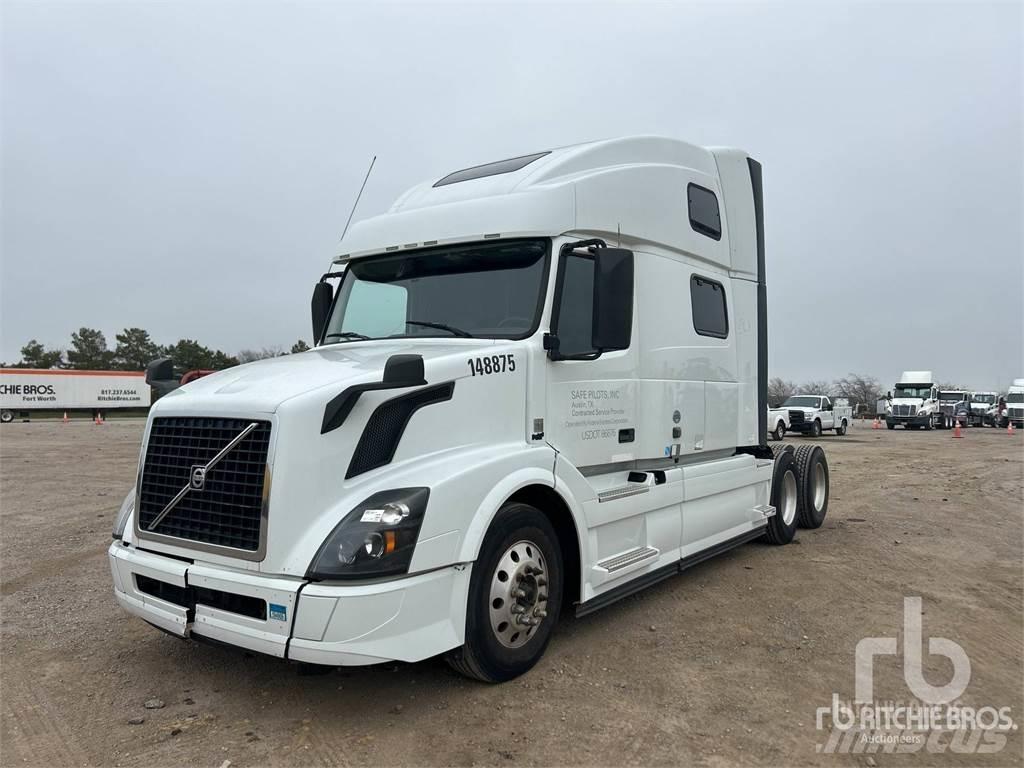 Volvo VNL670 Влекачи