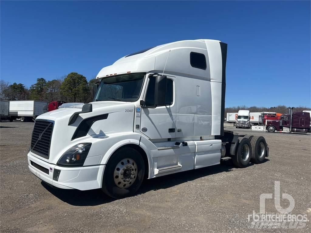 Volvo VNL670 Влекачи