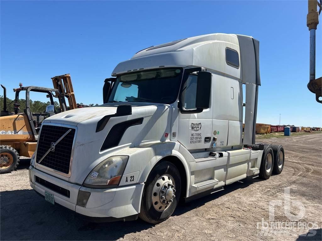 Volvo VNL670 Влекачи