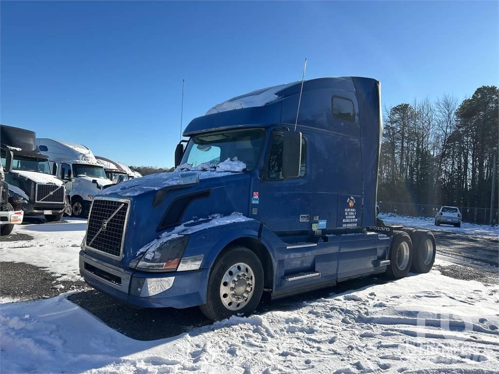 Volvo VNL670 Влекачи