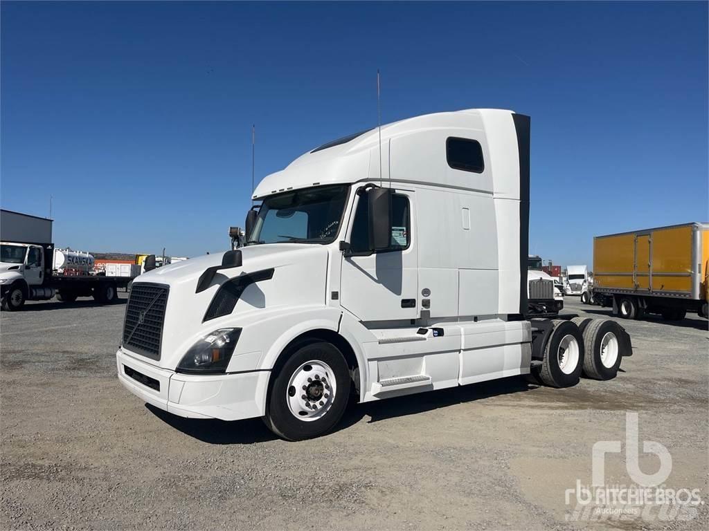 Volvo VNL670 Влекачи