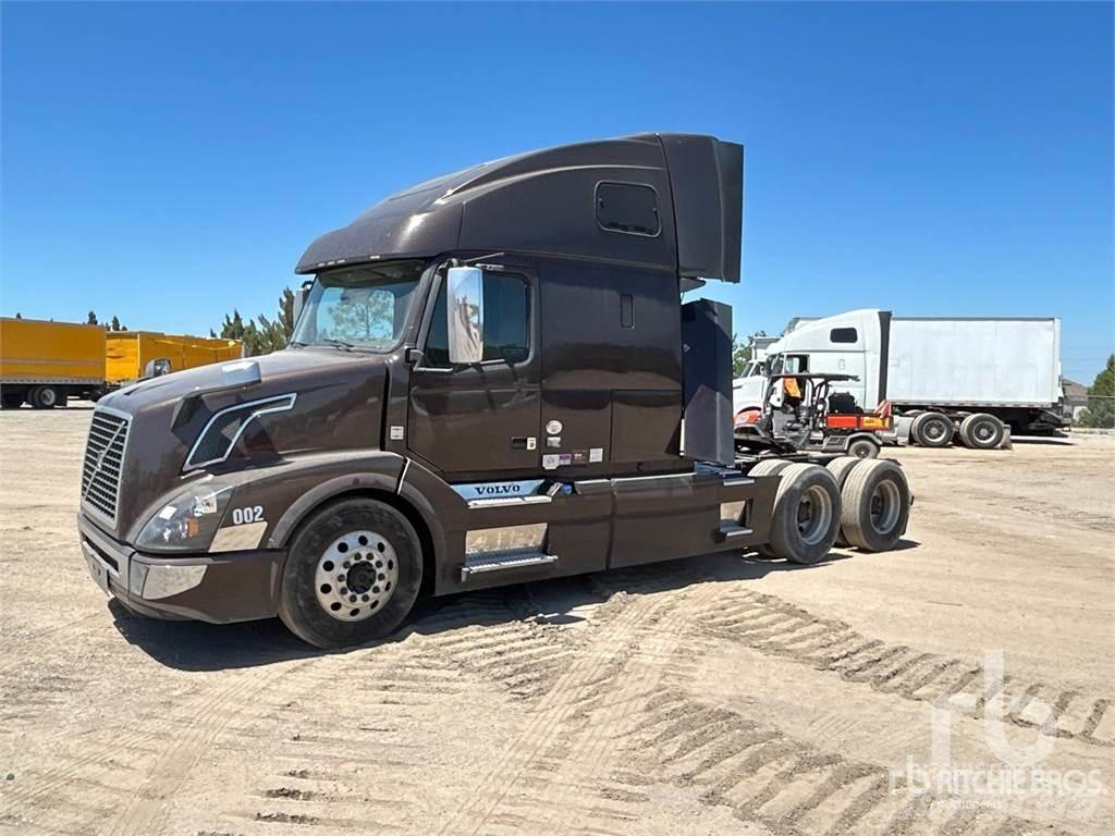 Volvo VNL670 Влекачи
