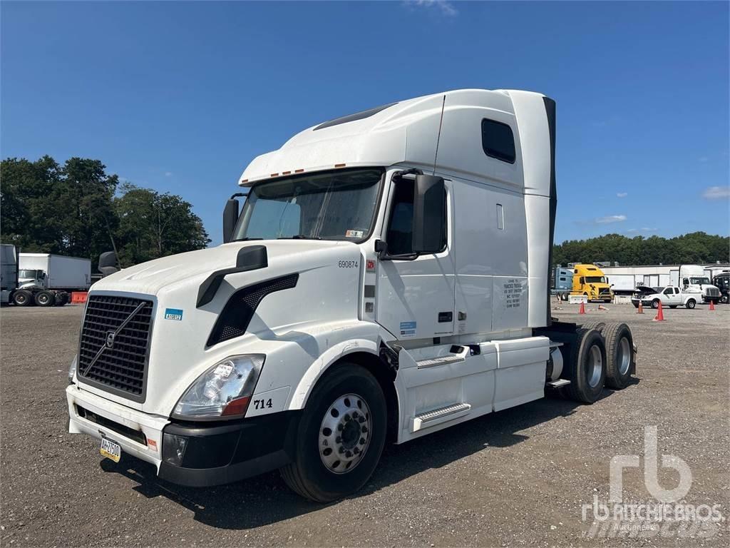 Volvo VNL670 Влекачи