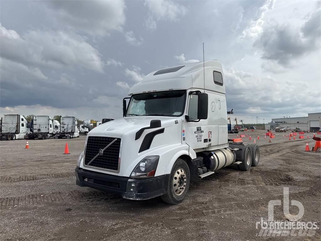 Volvo VNL670 Влекачи
