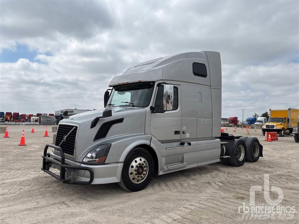 Volvo VNL670 Влекачи