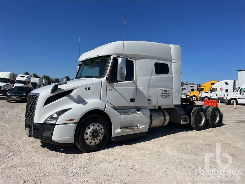 Volvo VNL740 Влекачи