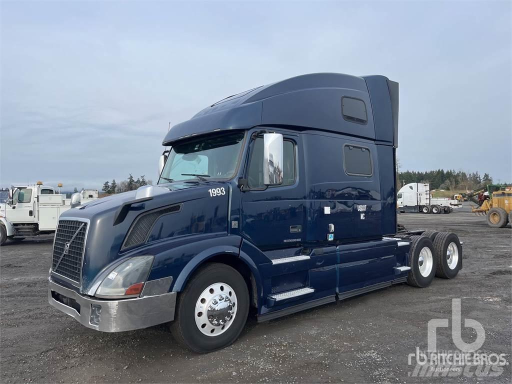 Volvo VNL780 Влекачи