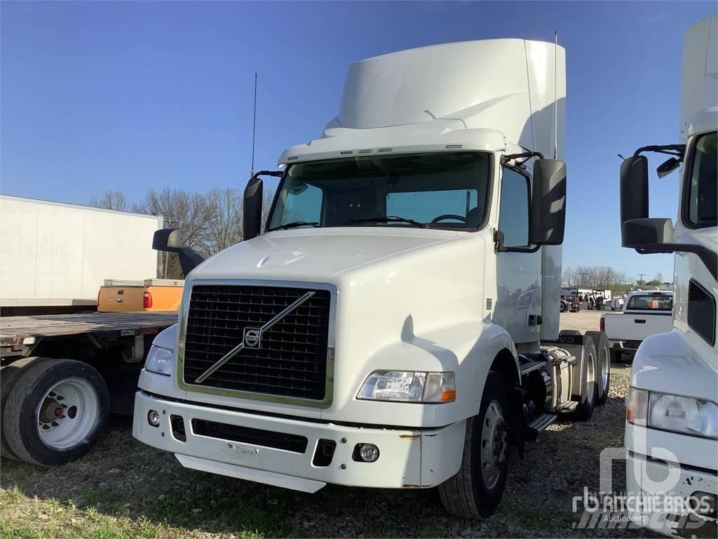 Volvo VNM Влекачи