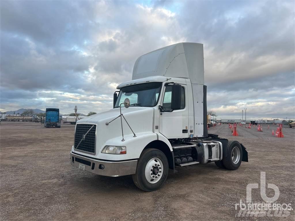 Volvo VNM Влекачи