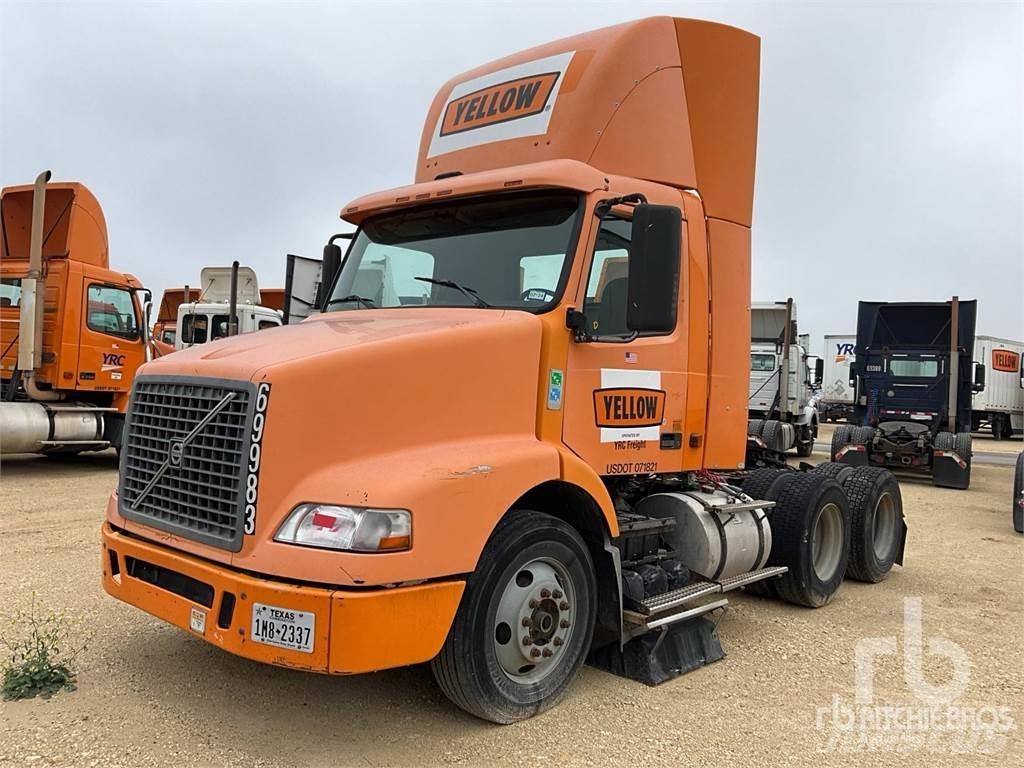 Volvo VNM200 Влекачи