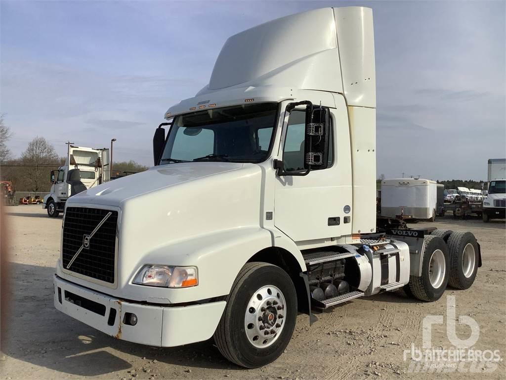Volvo VNM200 Влекачи
