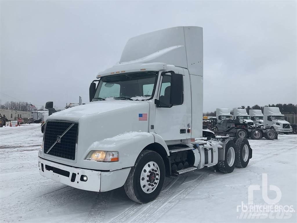 Volvo VNM300 Влекачи
