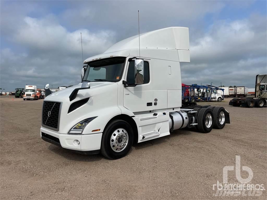 Volvo VNR Влекачи