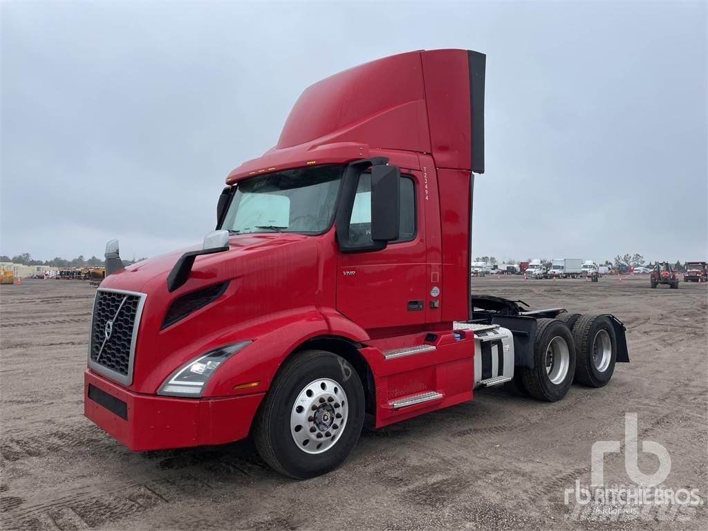Volvo VNR300 Влекачи