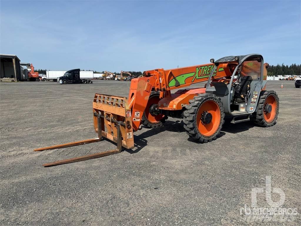 Xtreme XRM842 Телескопични товарачи
