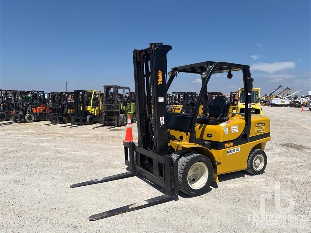 Yale GD90VX Дизелови камиони