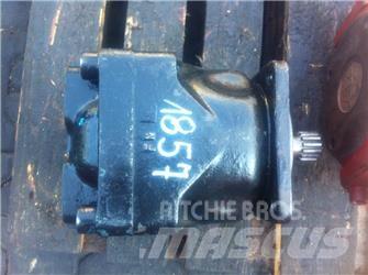 Fuchs 03443953D 7D27LG Двигатели